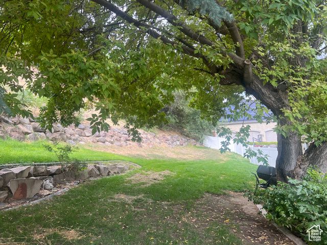 302 W HIDDEN HOLLOW DR, Orem, UT 84058