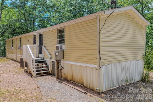 23 Tom Worley Road, Leicester, NC 28748