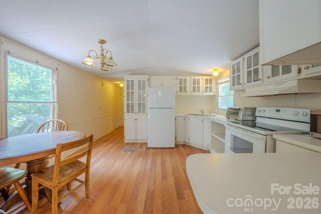 23 Tom Worley Road, Leicester, NC 28748