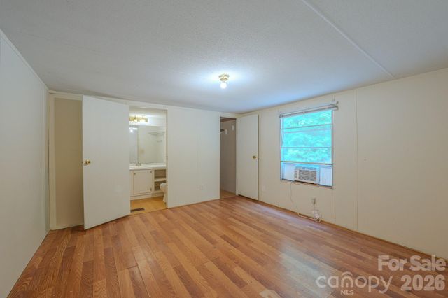 23 Tom Worley Road, Leicester, NC 28748