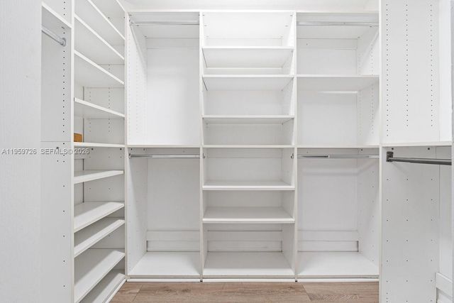 4978 SW 35th Ter, Hollywood, FL 33312