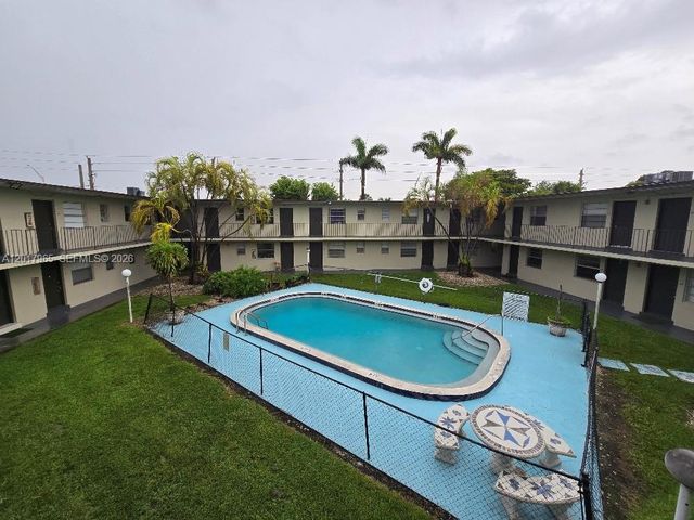 3901 SW 112th Avenue 38, Miami, FL 33165