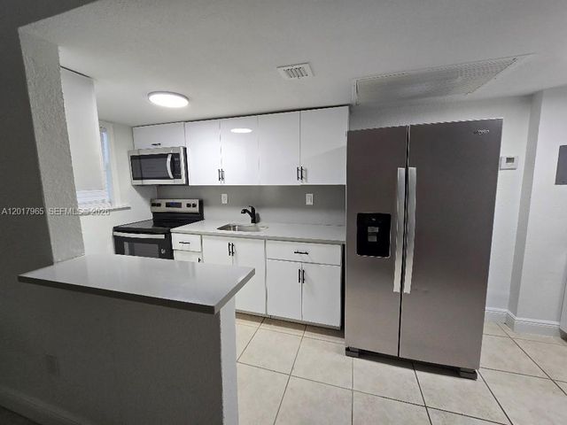 3901 SW 112th Avenue 38, Miami, FL 33165