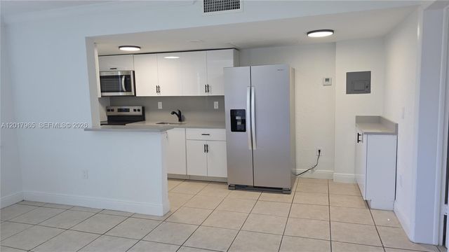 3901 SW 112th Avenue 38, Miami, FL 33165