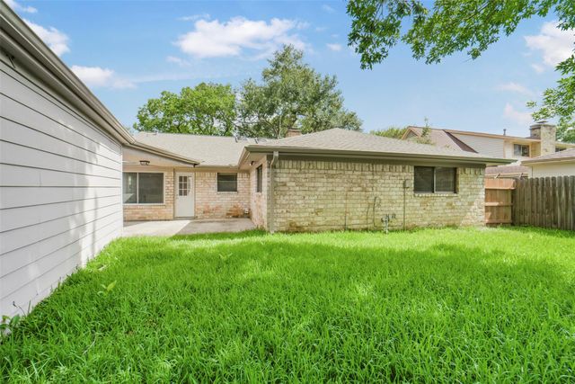 21323 Park Bluff Drive, Katy, TX 77450