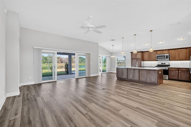 4138 BURGESS DRIVE, The Villages, FL 32163