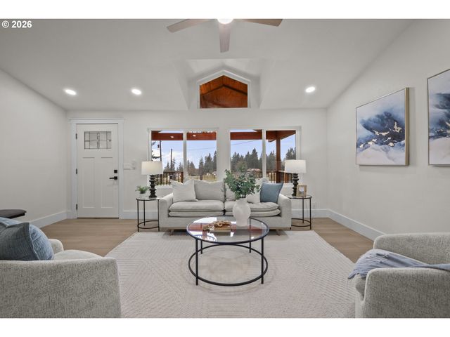 15776 S PIERCE Rd, Molalla, OR 97038