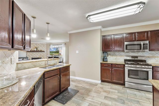 11031 Bauer Elm Street, Houston, TX 77044