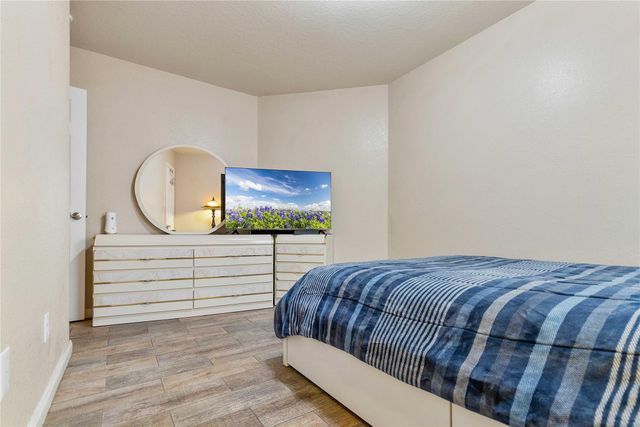 11031 Bauer Elm Street, Houston, TX 77044