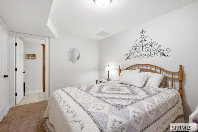 857 S Belle Arbor Drive, Idaho Falls, ID 83406