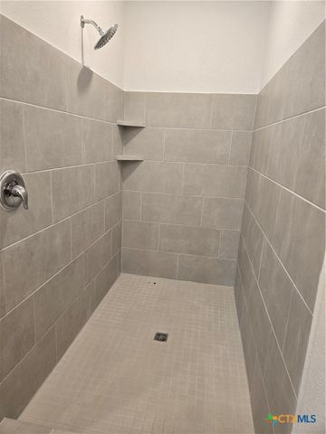 829 El Camino Court, Seguin, TX 78155