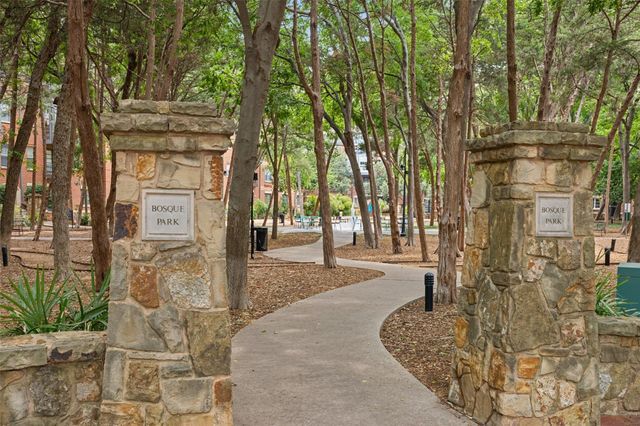 15741 Seabolt 28, Addison, TX 75001