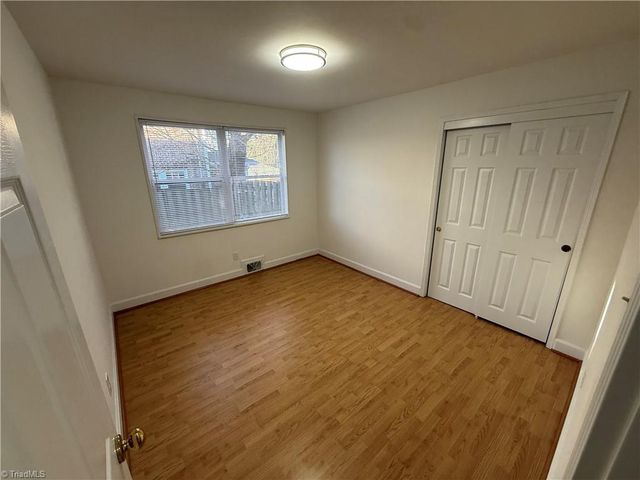 514 West End Boulevard, Winston-salem, NC 27101