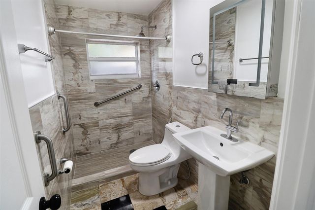 707 NE 15th Street, Fort Lauderdale, FL 33304