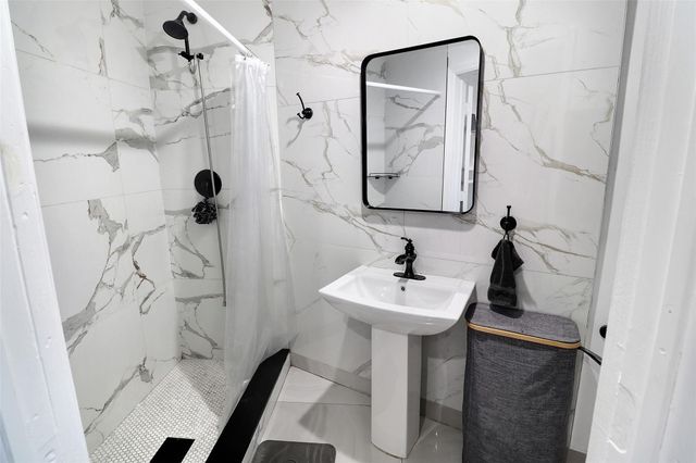 707 NE 15th Street, Fort Lauderdale, FL 33304