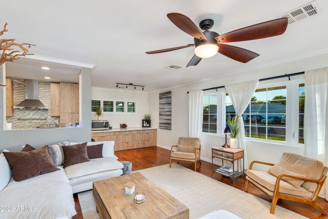 6713 E ALMERIA Road, Scottsdale, AZ 85257