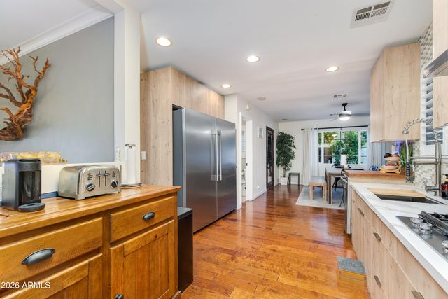 6713 E ALMERIA Road, Scottsdale, AZ 85257