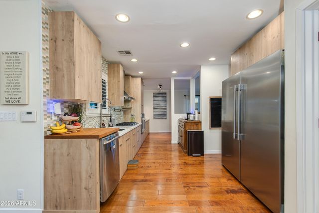 6713 E ALMERIA Road, Scottsdale, AZ 85257