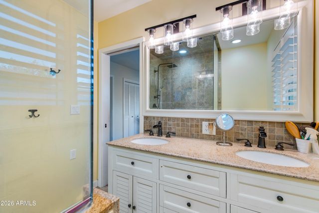 6713 E ALMERIA Road, Scottsdale, AZ 85257