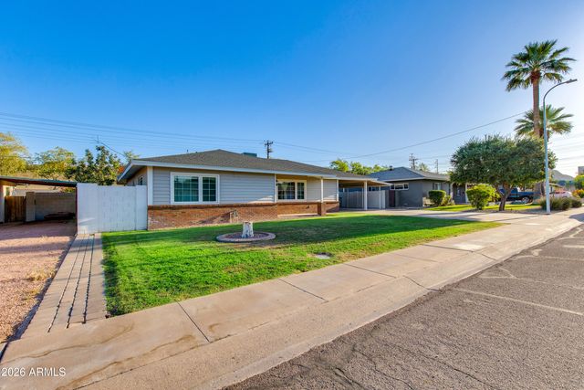 6713 E ALMERIA Road, Scottsdale, AZ 85257