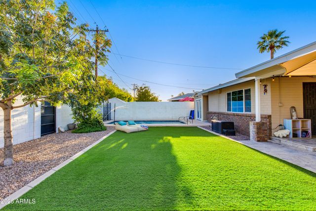 6713 E ALMERIA Road, Scottsdale, AZ 85257