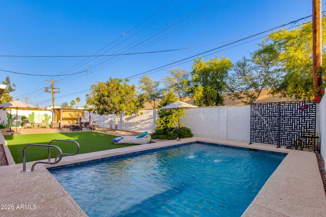 6713 E ALMERIA Road, Scottsdale, AZ 85257