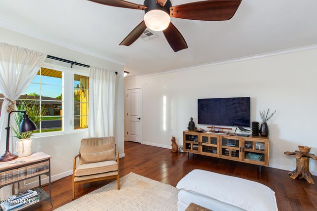 6713 E ALMERIA Road, Scottsdale, AZ 85257