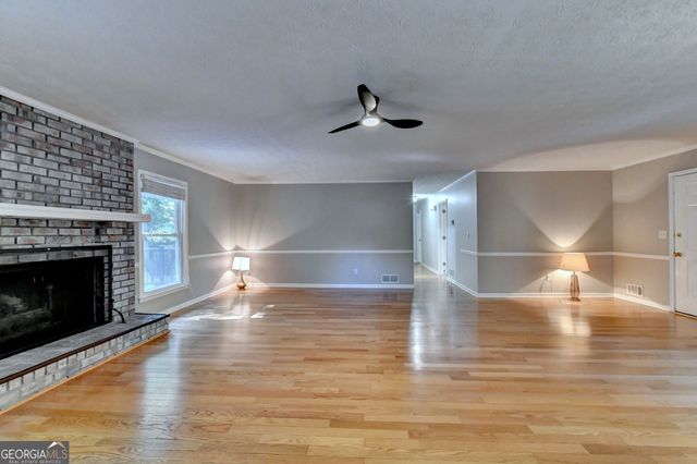 673 Steeple Chase Drive, Lawrenceville, GA 30044