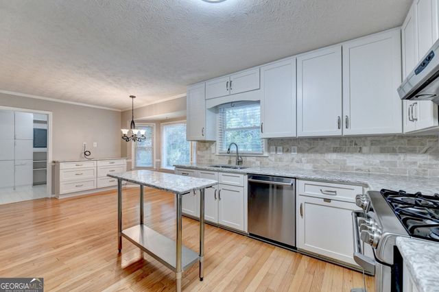 673 Steeple Chase Drive, Lawrenceville, GA 30044