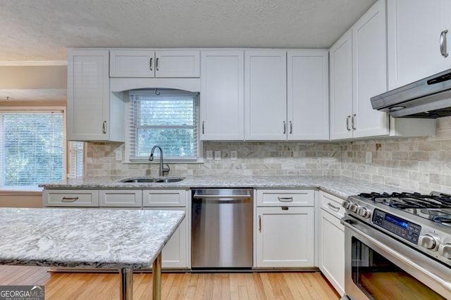 673 Steeple Chase Drive, Lawrenceville, GA 30044