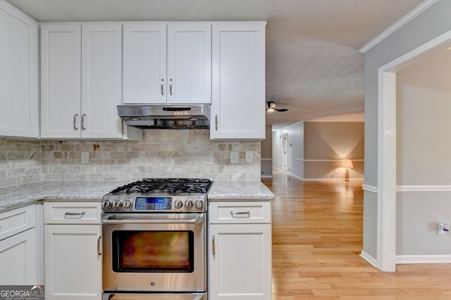 673 Steeple Chase Drive, Lawrenceville, GA 30044