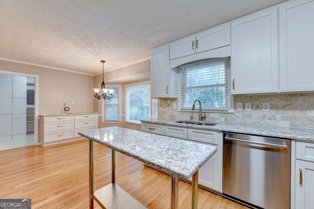673 Steeple Chase Drive, Lawrenceville, GA 30044