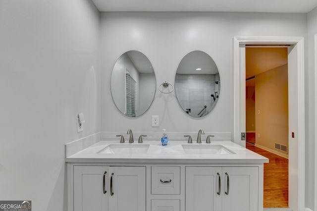 673 Steeple Chase Drive, Lawrenceville, GA 30044