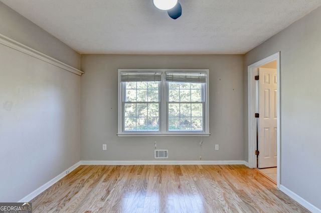 673 Steeple Chase Drive, Lawrenceville, GA 30044