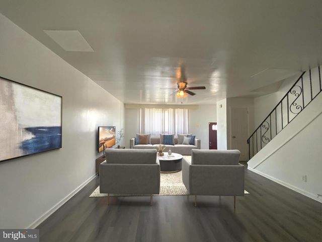 12673 BISCAYNE DR, Philadelphia, PA 19154