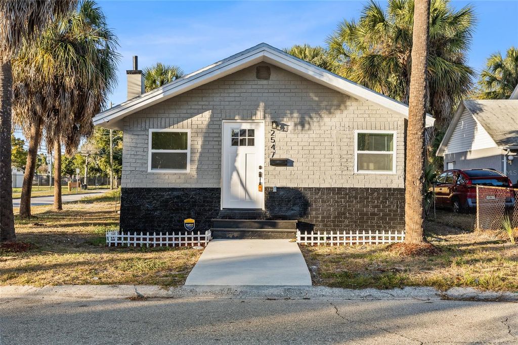 2547 10TH AVENUE S, St Petersburg, FL 33712