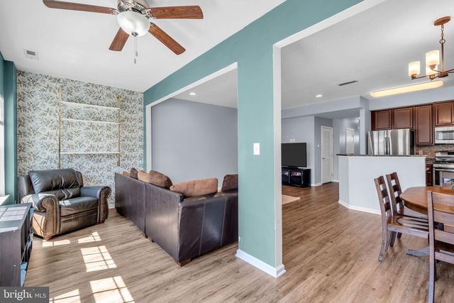 31 SUNDANCE DR, Hamilton, NJ 08619