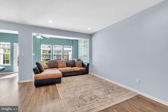 31 SUNDANCE DR, Hamilton, NJ 08619