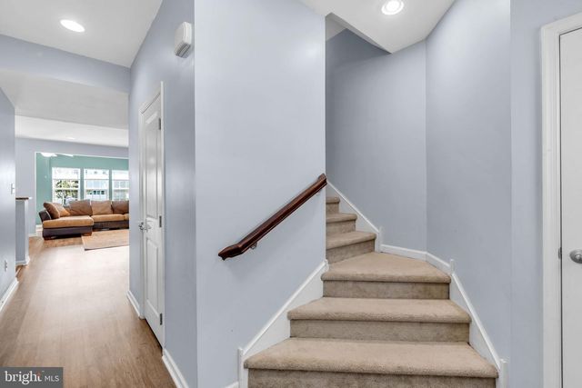 31 SUNDANCE DR, Hamilton, NJ 08619