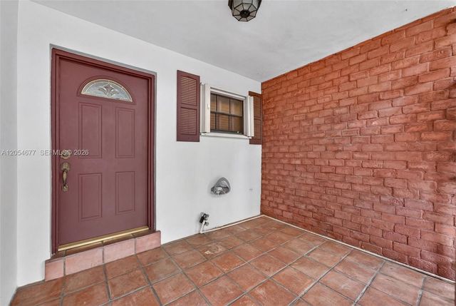 19113 NW 64th Ct, Hialeah, FL 33015