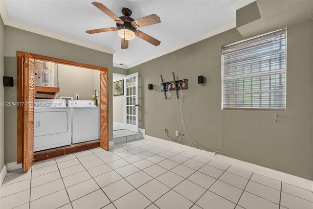 19113 NW 64th Ct, Hialeah, FL 33015