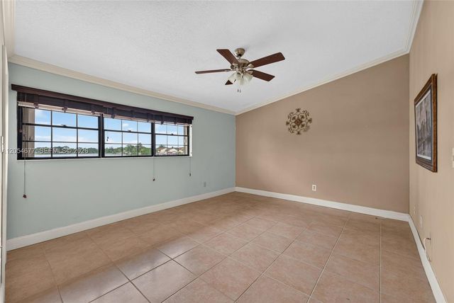 19113 NW 64th Ct, Hialeah, FL 33015