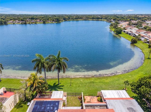 19113 NW 64th Ct, Hialeah, FL 33015