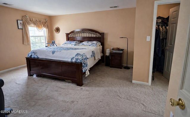 12 Durham Drive, Columbus, NJ 08022