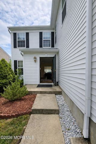 12 Durham Drive, Columbus, NJ 08022