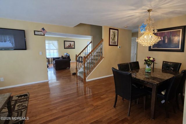 12 Durham Drive, Columbus, NJ 08022