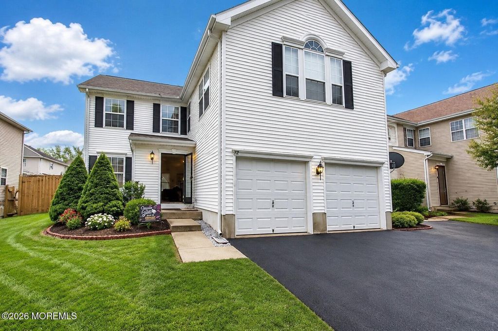 12 Durham Drive, Columbus, NJ 08022