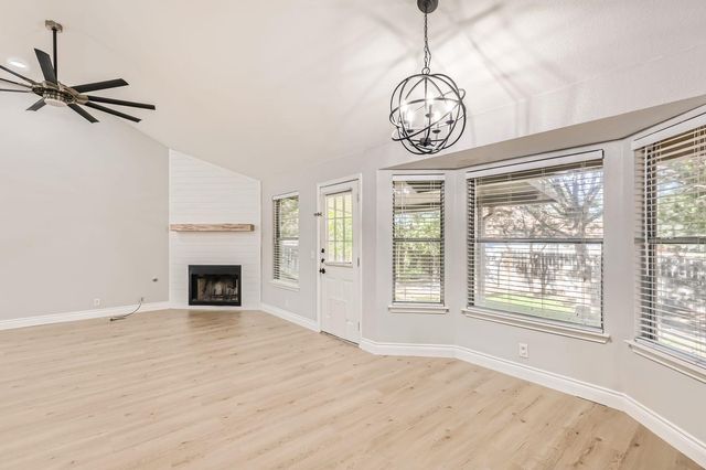 201 Orchard WAY, Hutto, TX 78634