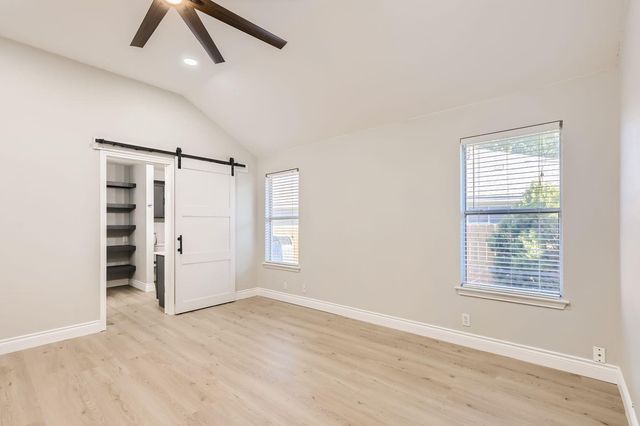201 Orchard WAY, Hutto, TX 78634