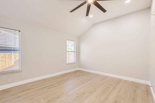 201 Orchard WAY, Hutto, TX 78634